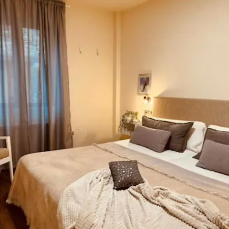 Casa Pixurri En Compuesta De 5 Turisticos En Casona Pirenaica, A 10 Minutos De Estaciones De Esqui De Formigal-panticosa *