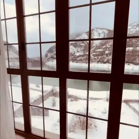 Casa Pixurri En Compuesta De 5 Turisticos En Casona Pirenaica, A 10 Minutos De Estaciones De Esqui De Formigal-panticosa