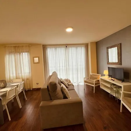 Casa Pixurri En Compuesta De 5 Turisticos En Casona Pirenaica, A 10 Minutos De Estaciones De Esqui De Formigal-panticosa Appartement