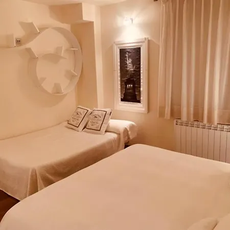Casa Pixurri En Compuesta De 5 Turisticos En Casona Pirenaica Apartamento Lanuza