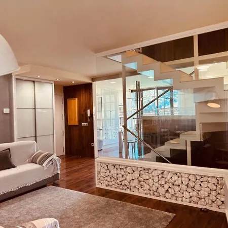 Casa Pixurri En Compuesta De 5 Turisticos En Casona Pirenaica, A 10 Minutos De Estaciones De Esqui De Formigal-panticosa Lanuza