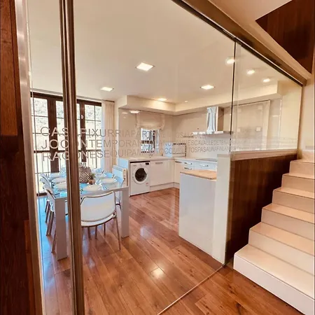 Casa Pixurri En Compuesta De 5 Turisticos En Casona Pirenaica, A 10 Minutos De Estaciones De Esqui De Formigal-panticosa Appartement